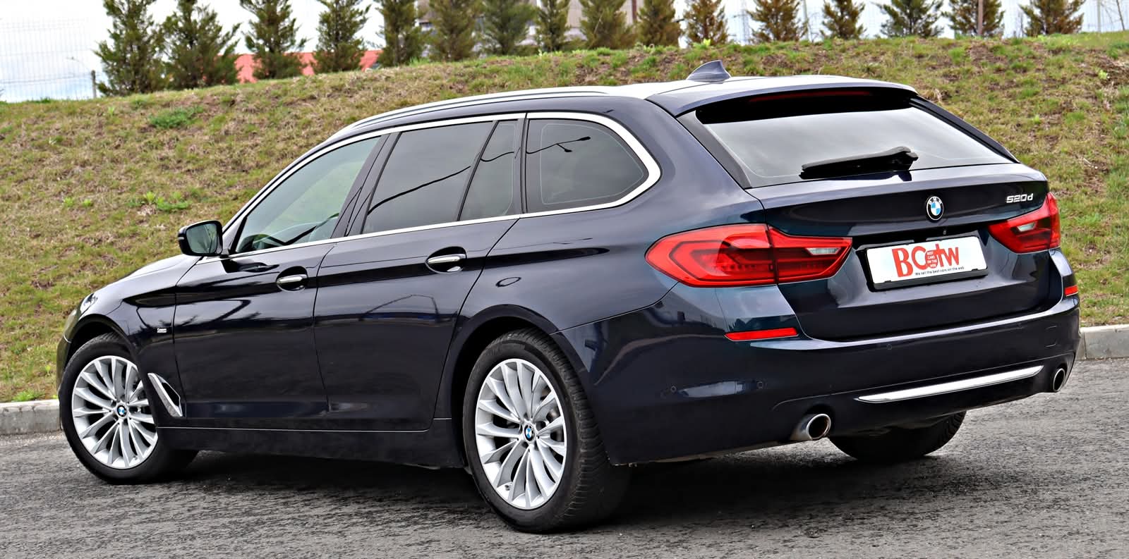 BMW 520 G31 Touring 2.0D 190 CP LuxuryLine - poza 8