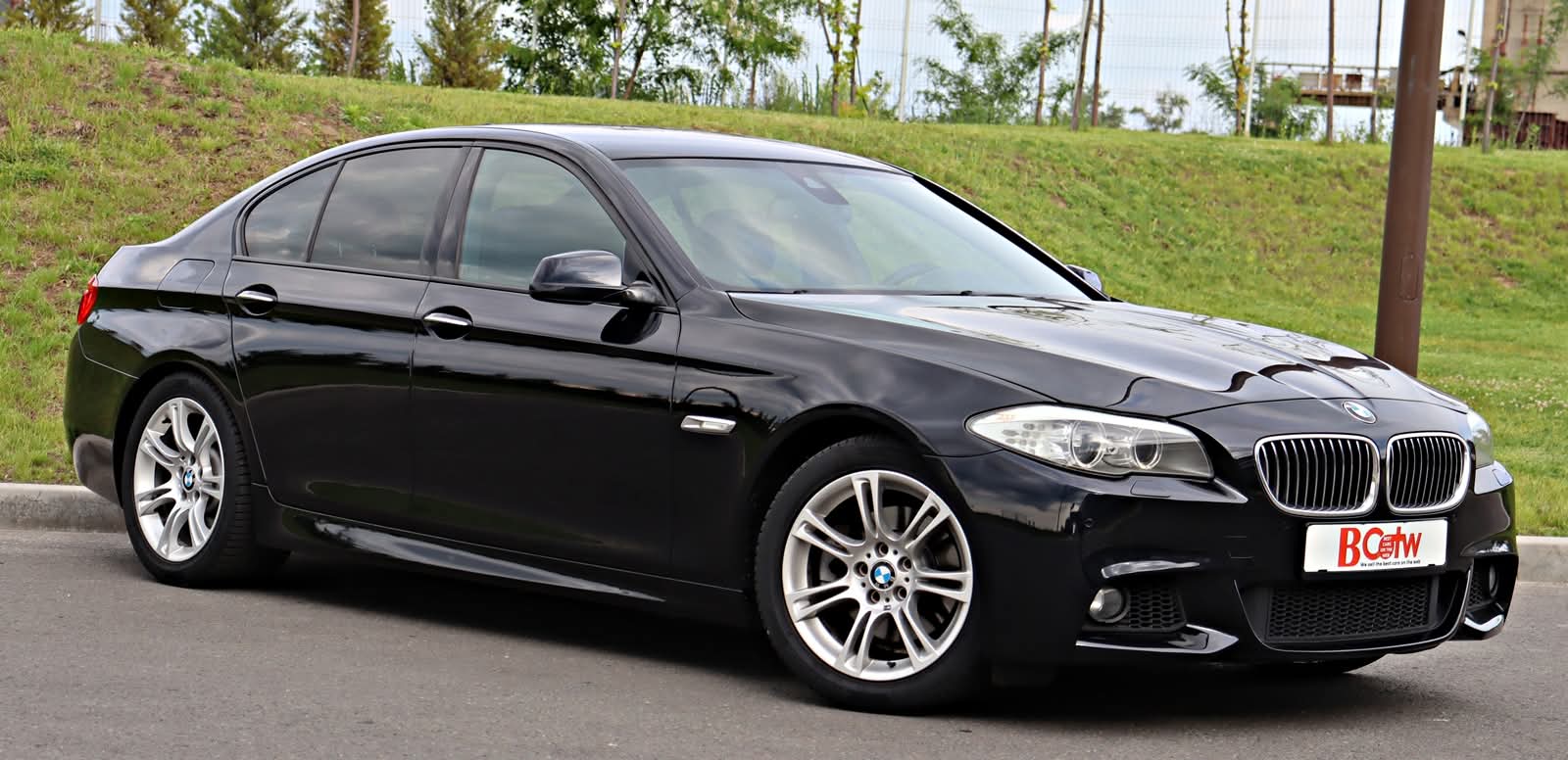 BMW 520D Limuzina M Sport 184 CP Steptronic - poza 3