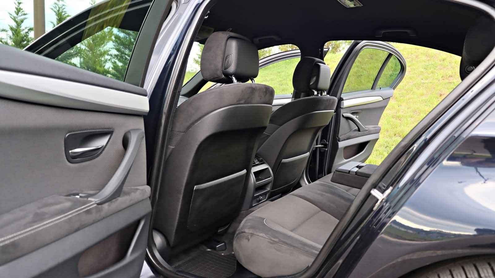 BMW 520D Limuzina M Sport 184 CP Steptronic - poza 13