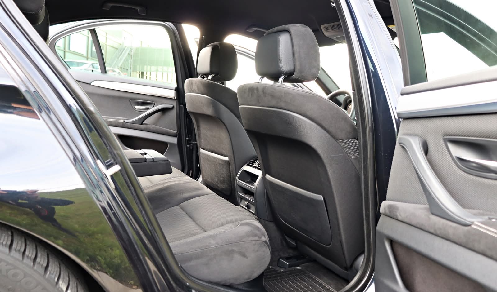 BMW 520D Limuzina M Sport 184 CP Steptronic - poza 14