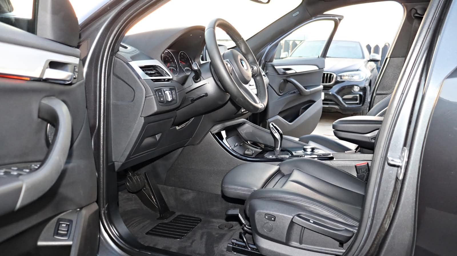 BMW X2 F39 2.0D 150 CP sDrive M Paket - poza 12