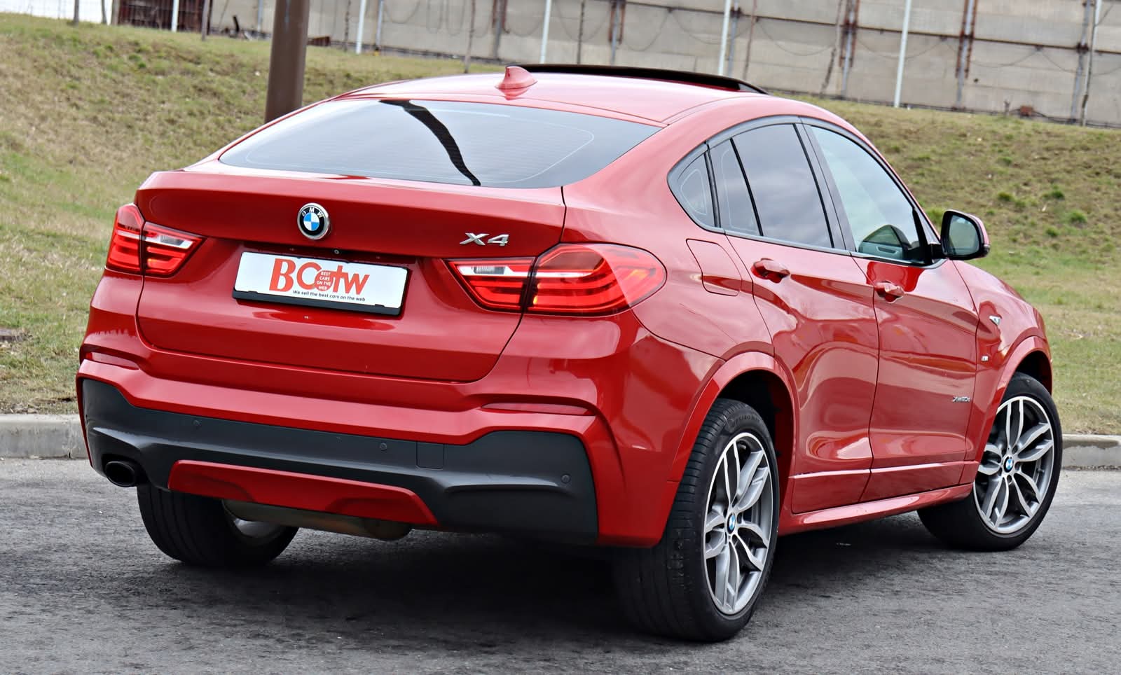 BMW X4 F26 2.0D 190 CP xDrive M Sport - poza 11