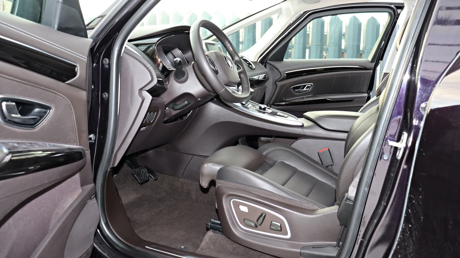 Renault Talisman Initiale Paris 1.6 DCI 160 CP EDC - poza 15